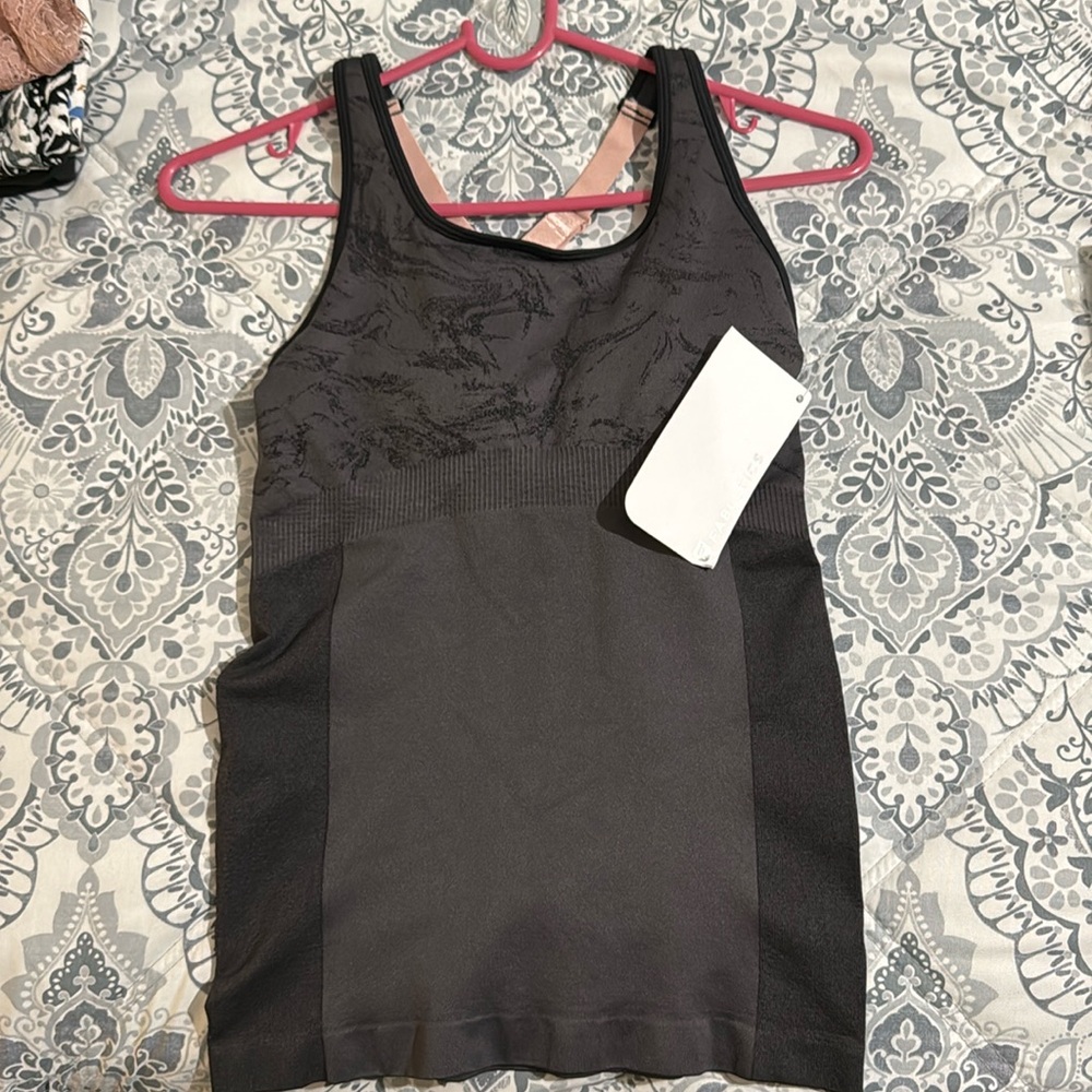 Seamless tank